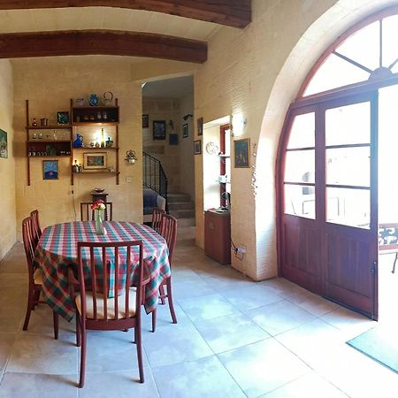 Arthome - Guest Rooms Għarb Extérieur photo
