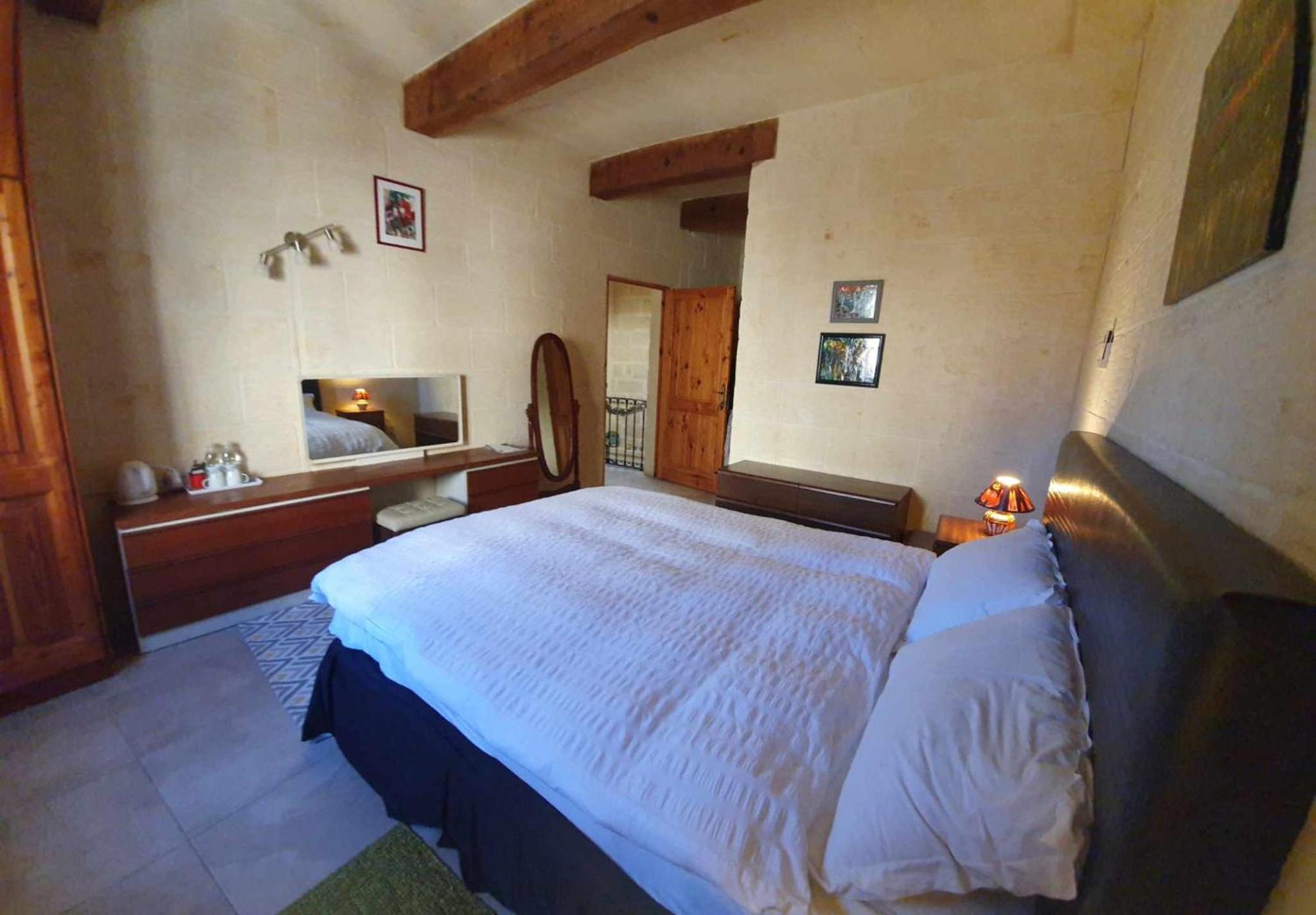 Arthome - Guest Rooms Għarb Extérieur photo