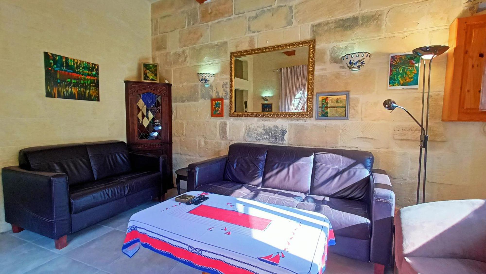Arthome - Guest Rooms Għarb Extérieur photo