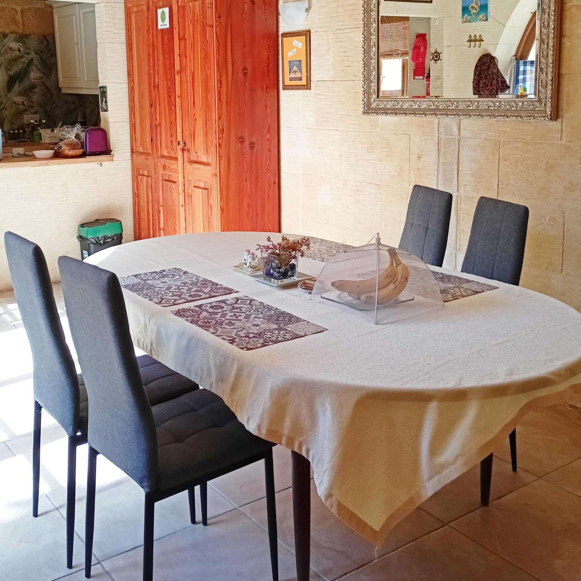 Arthome - Guest Rooms Għarb Extérieur photo